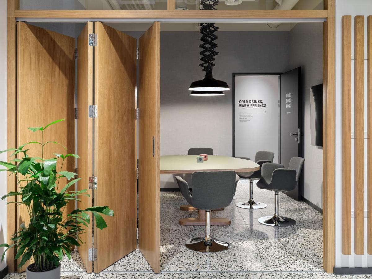 Stayery Wolfsburg - Vw Tor 17 Εξωτερικό φωτογραφία